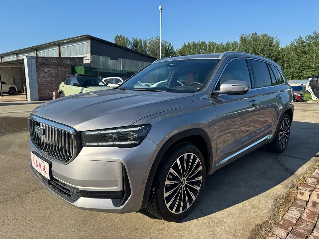 Geely Xingyue L 2025