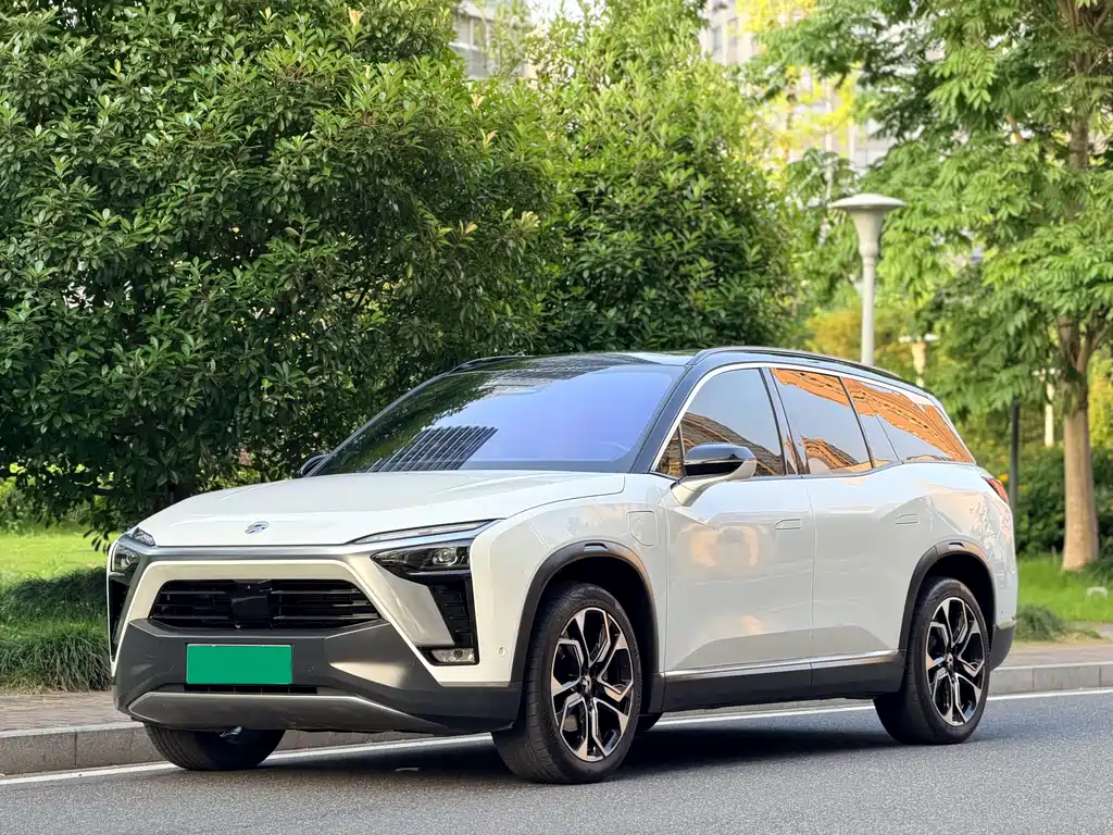 NIO ES8 2020