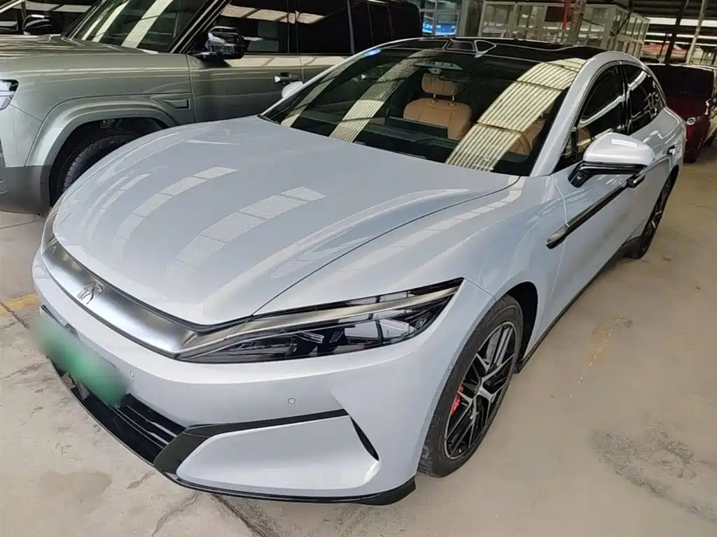 BYD 汉L 2025