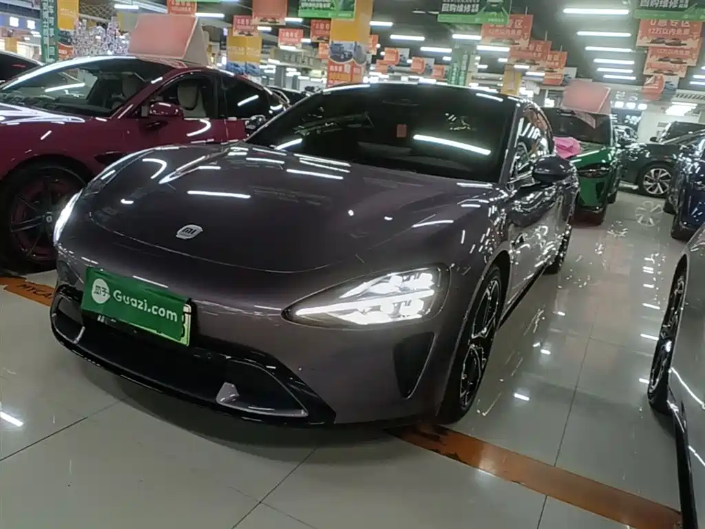 Xiaomi SU7 2025