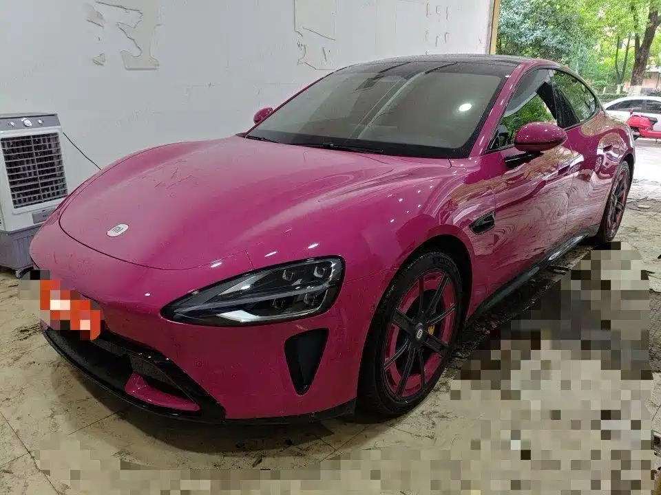 Xiaomi SU7 2025