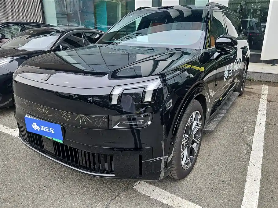 Lynk & Co 领克900 2025