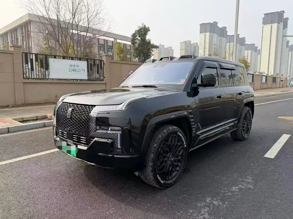 YangWang Yangwang U8 2024