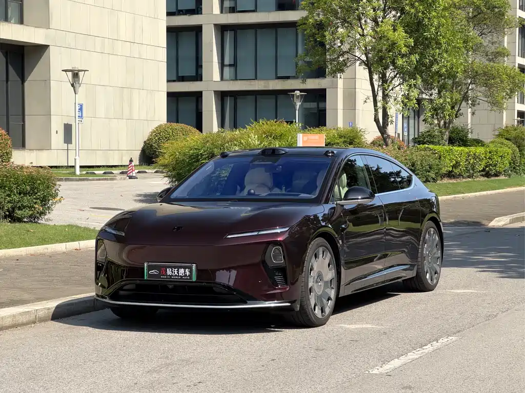 NIO ET9 2025