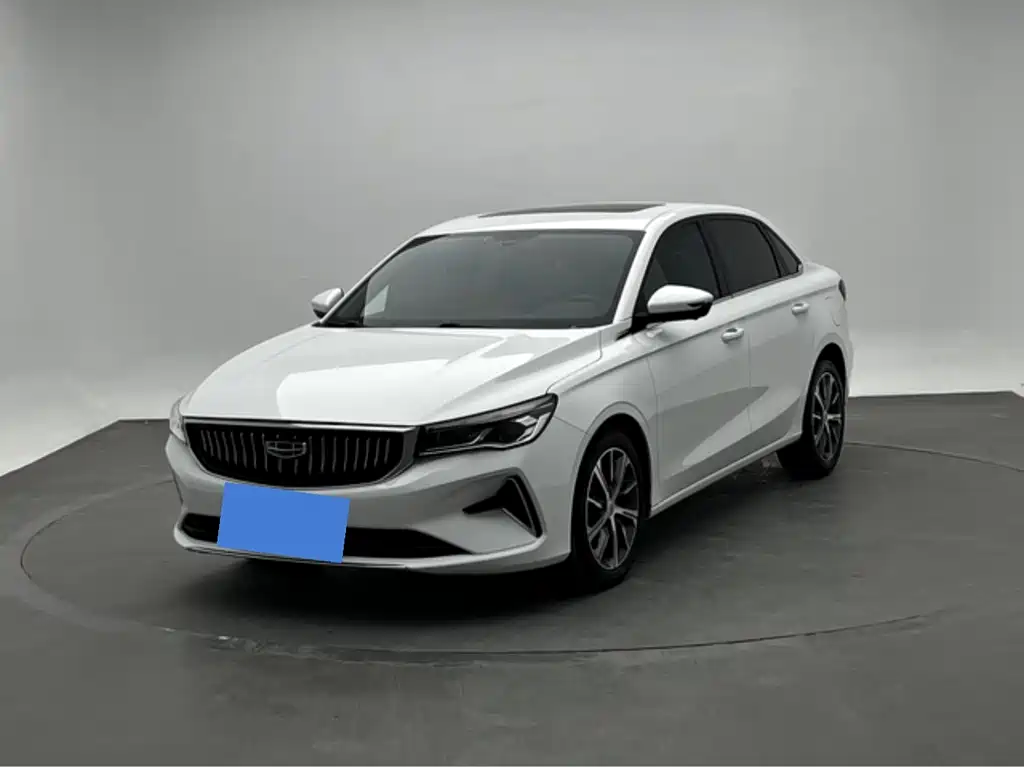 Geely Emgrand 2023