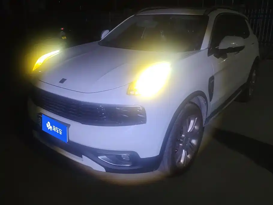Lynk & Co 01 2018