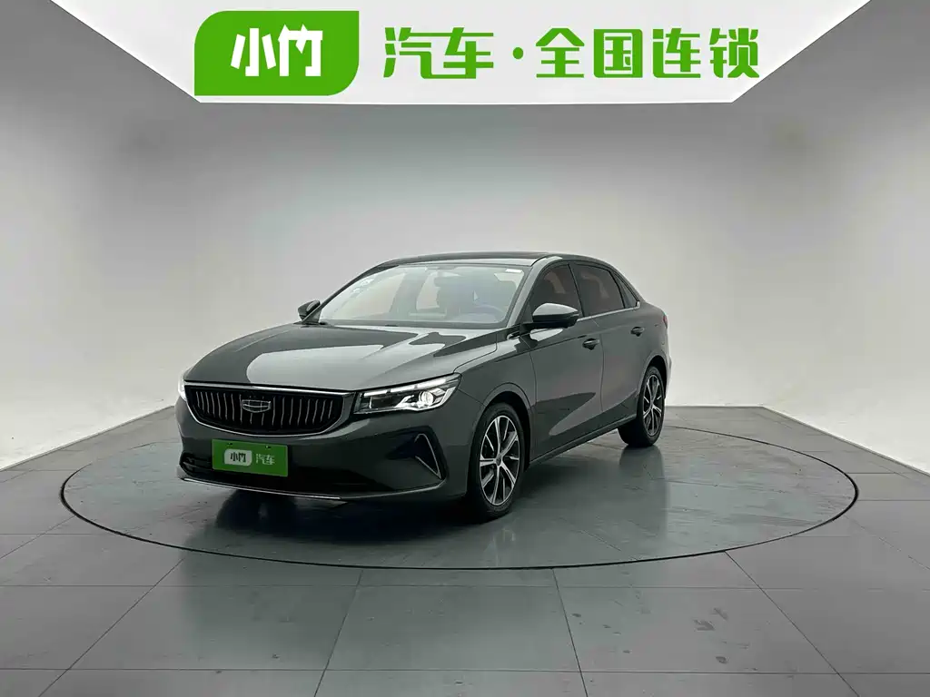 Geely Emgrand 2022