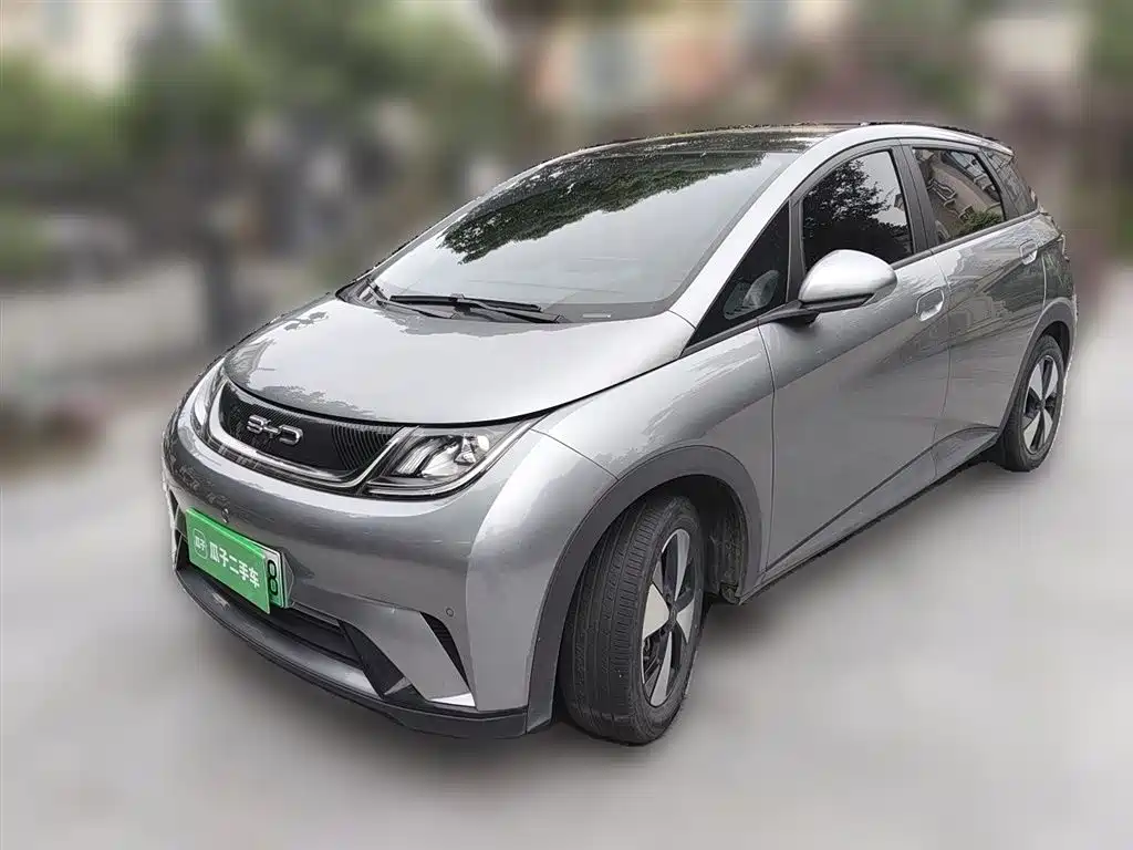 BYD Dolphin 2023