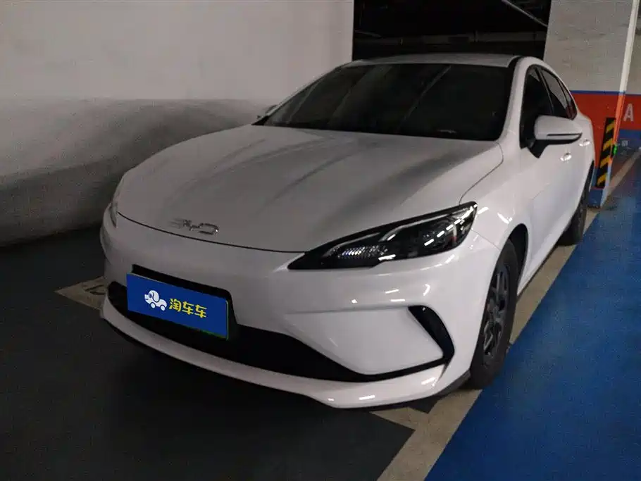 BYD Seal 05 DM-i 2025
