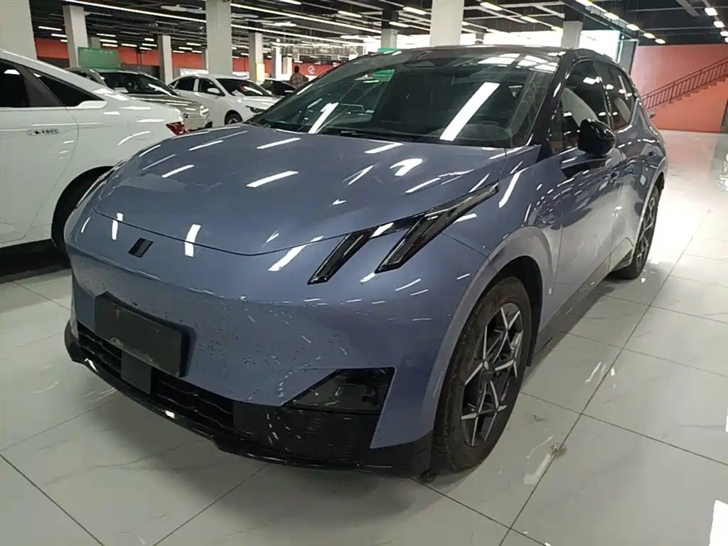Lynk & Co Z20 2025
