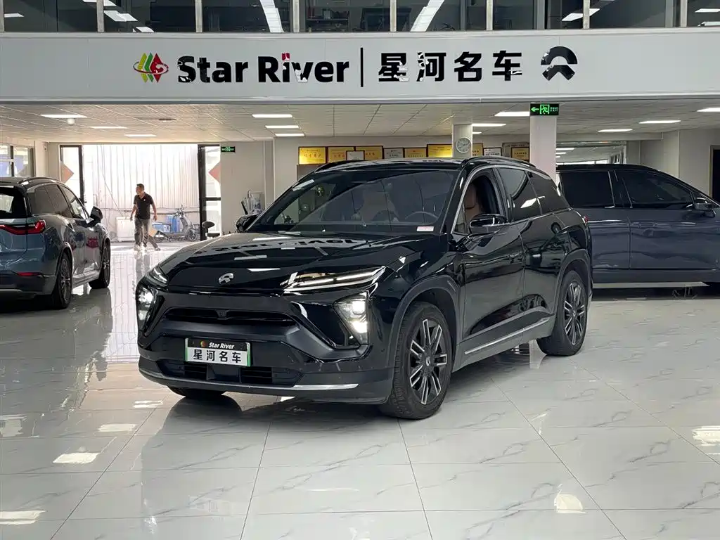 NIO ES6 2020
