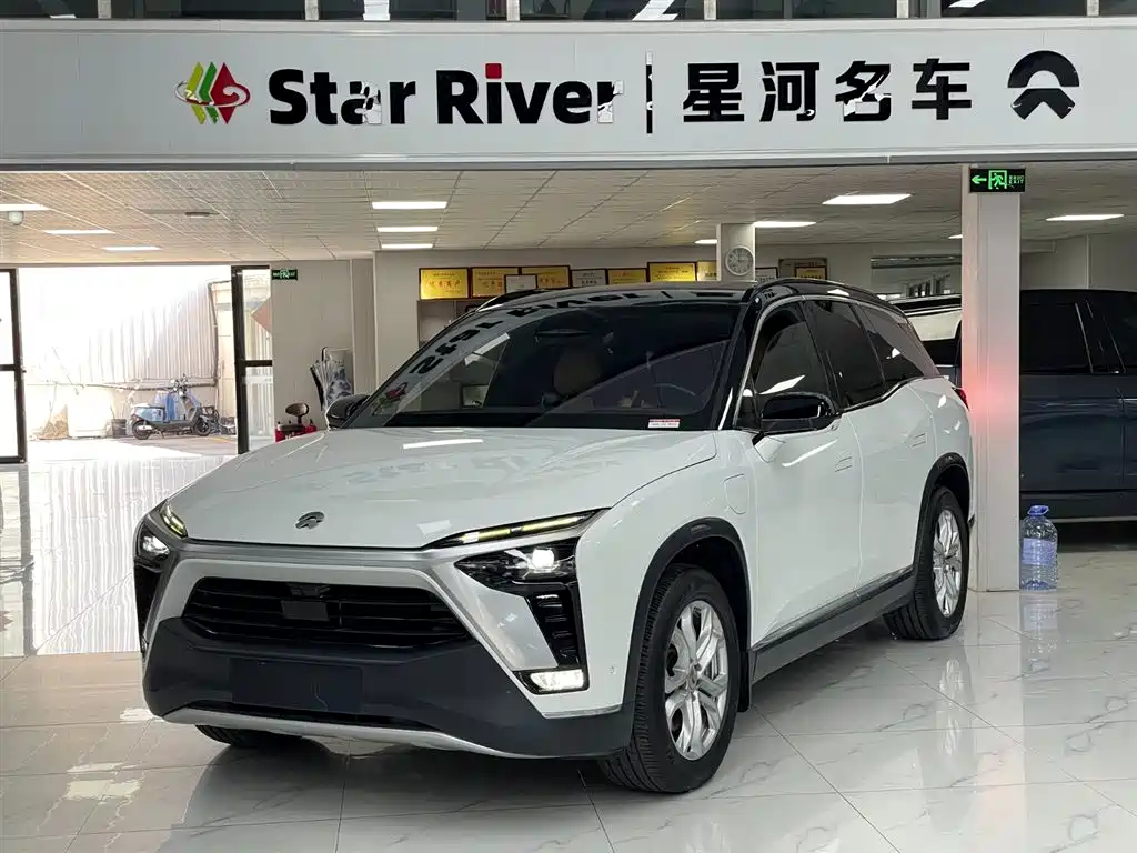 NIO ES8 2020