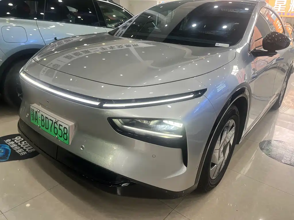 XPENG 小鹏G7 2025