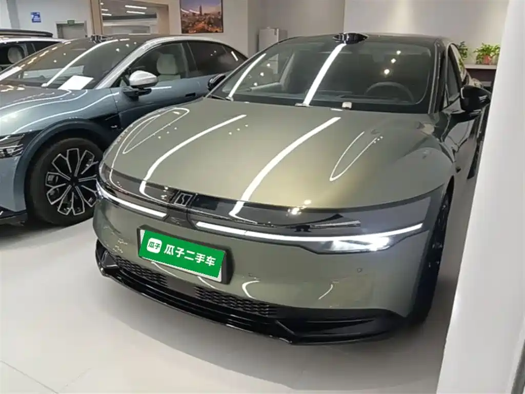 Zeekr 007 2025