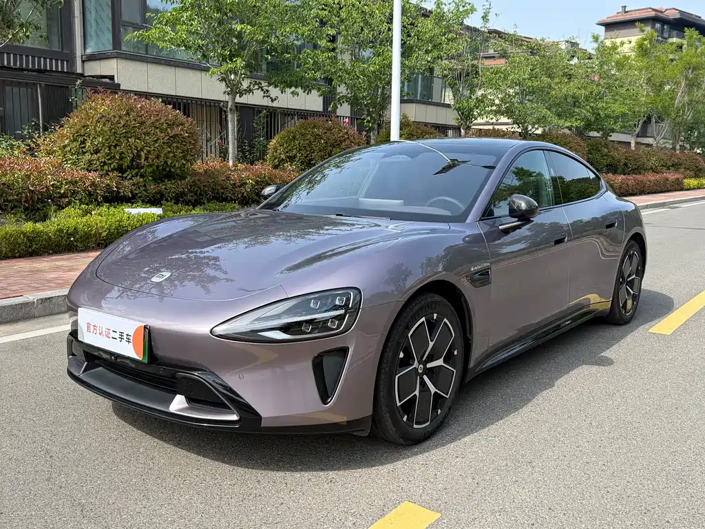 Xiaomi SU7 2024