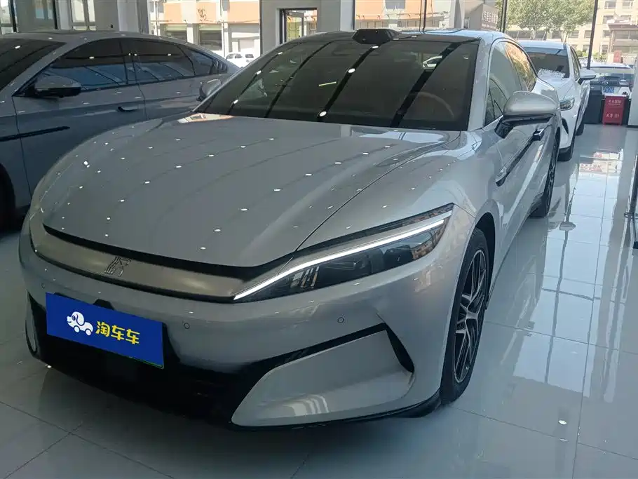 BYD 汉L 2025