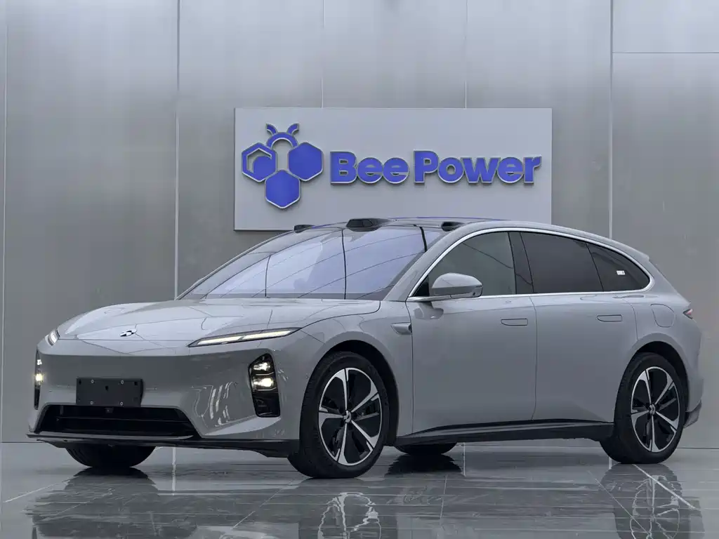 NIO ET5T 2025
