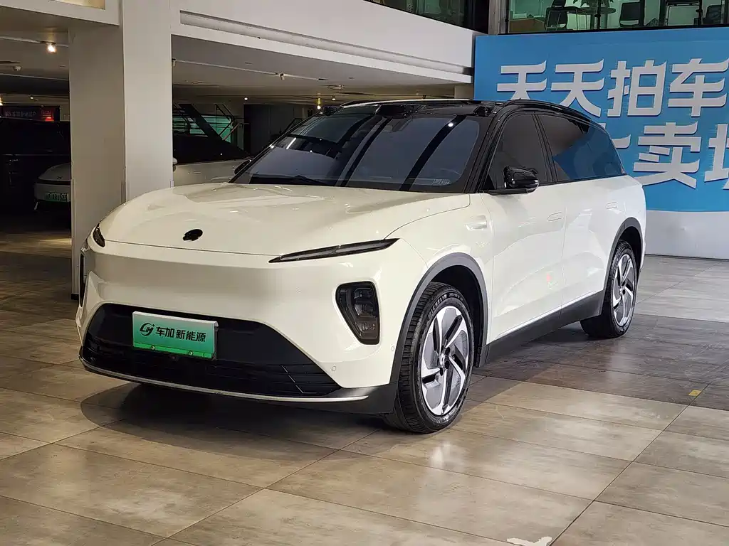 NIO ES8 2023