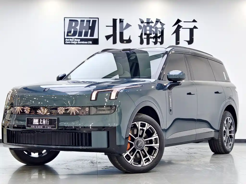 Lynk & Co 领克900 2025