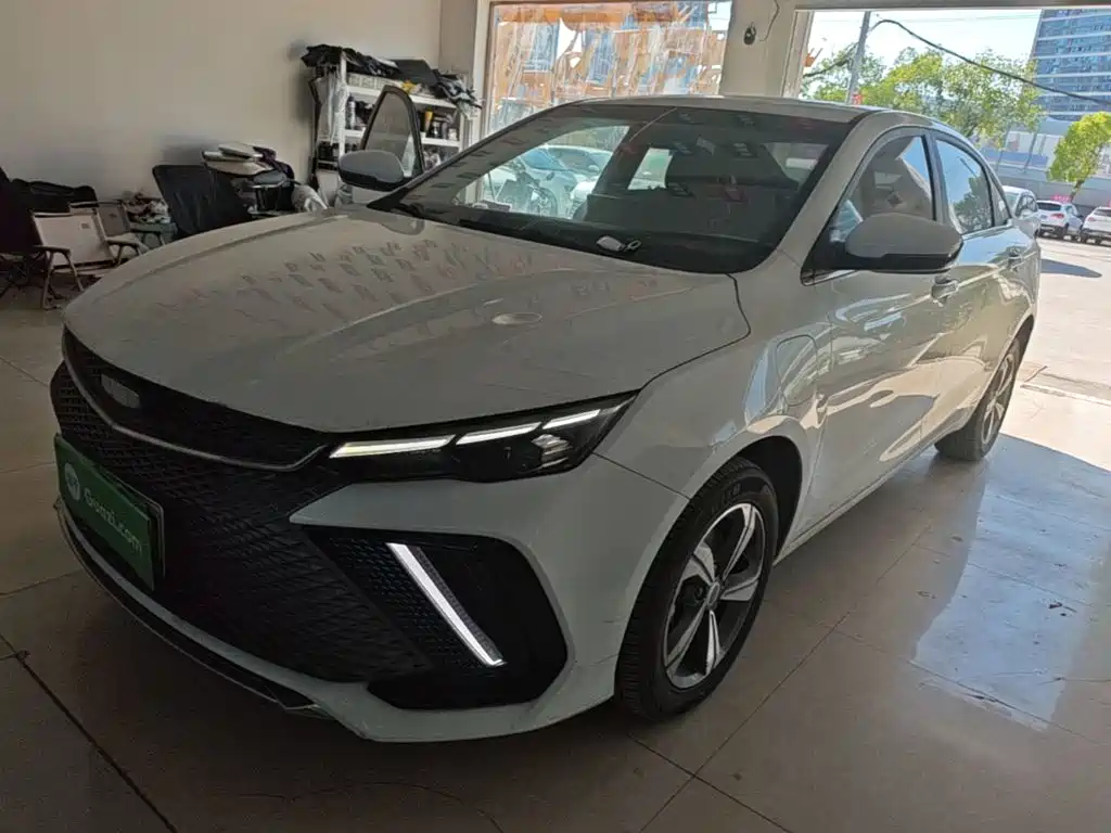 Geely L HiP 2023