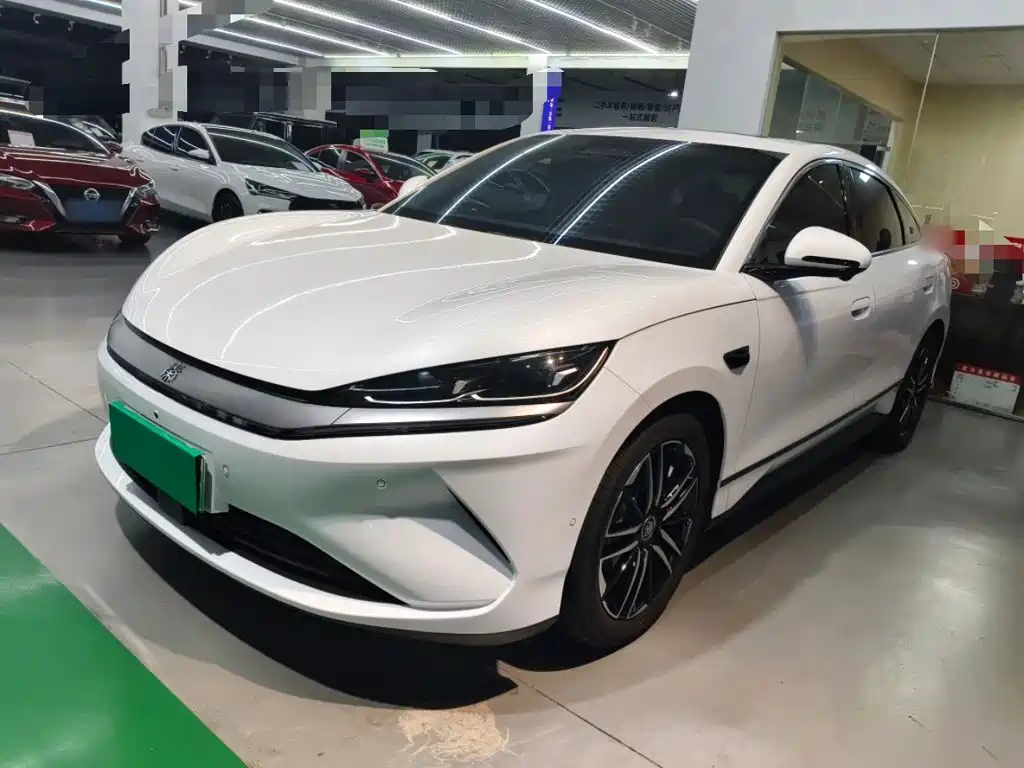 BYD Qin L 2025