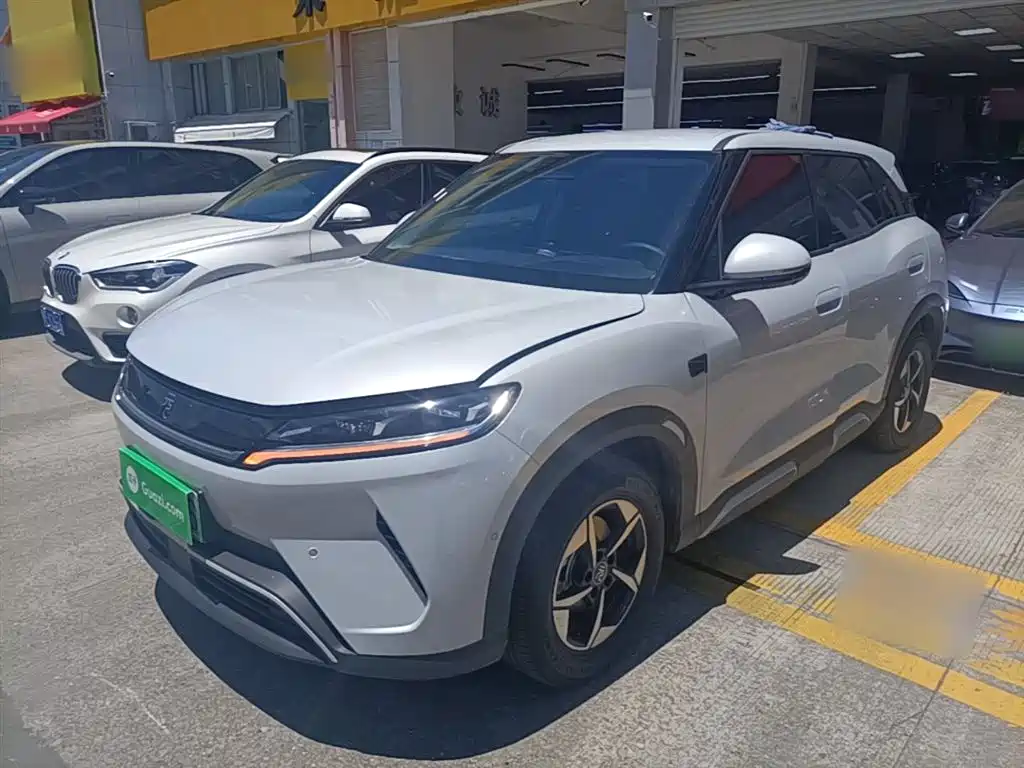 BYD Yuan UP 2025
