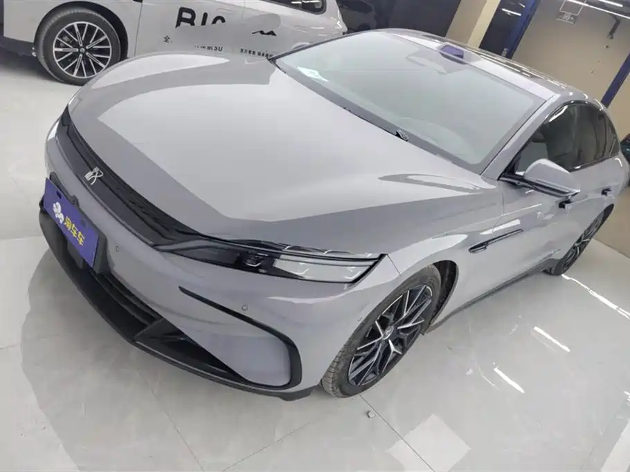 BYD Han 2025
