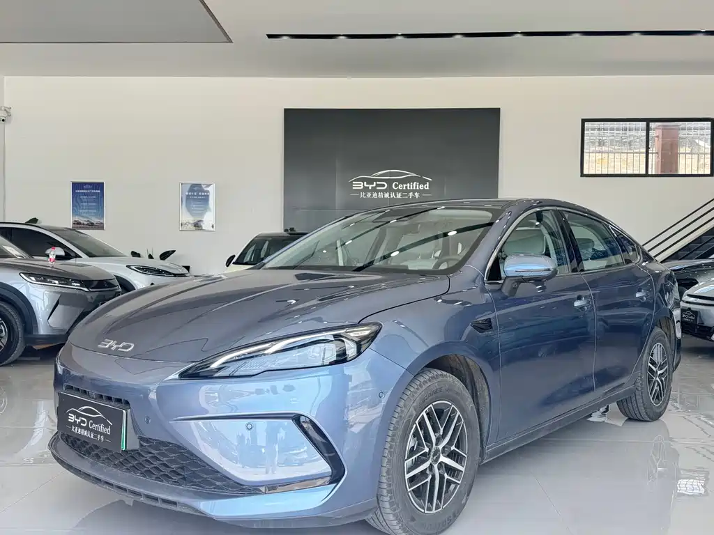 BYD Seal 05 DM-i 2025