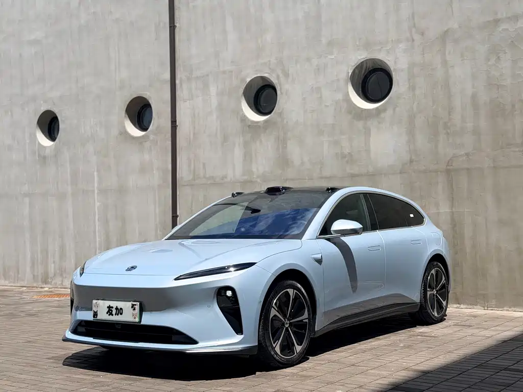 NIO ET5T 2024