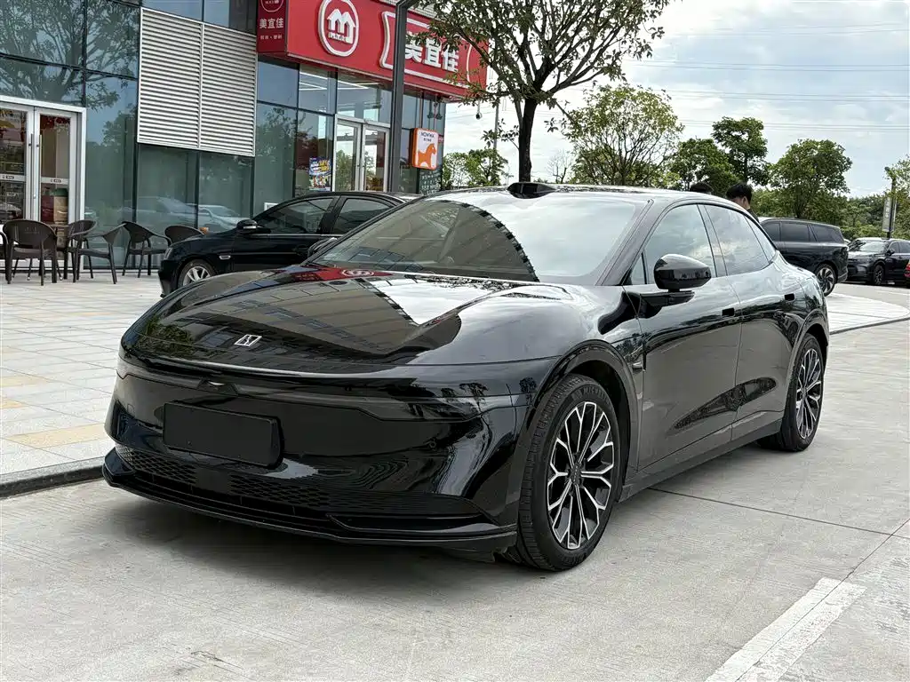 Zeekr 007 2024