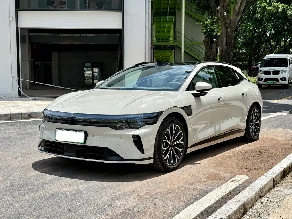 Zeekr 极氪007GT 2025