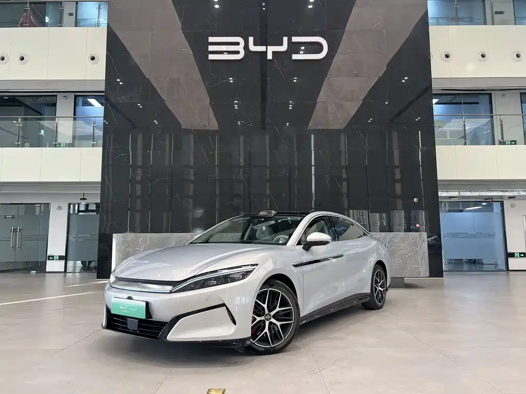 BYD 汉L 2025