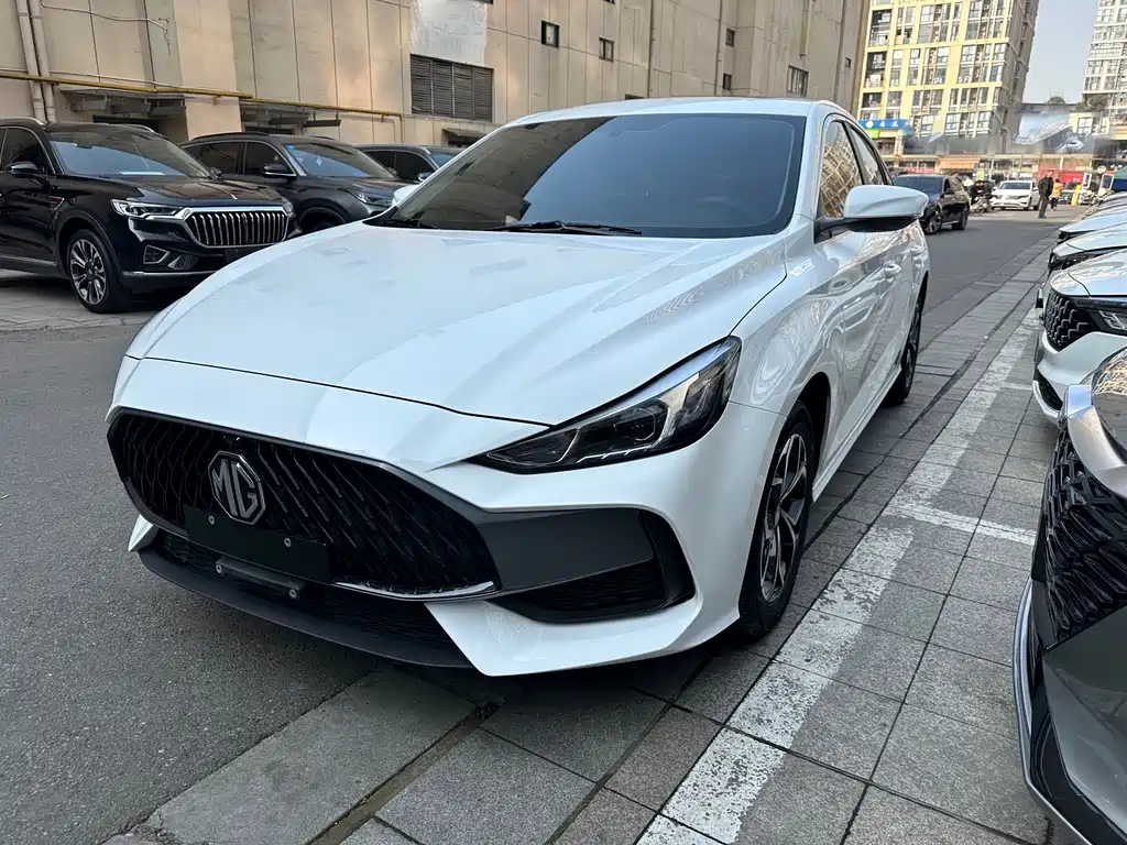 MG MG5 2022