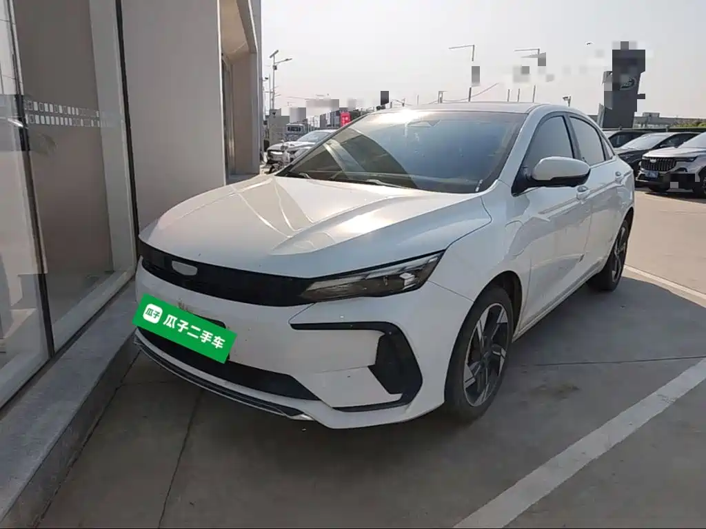 Geely L HiP 2023