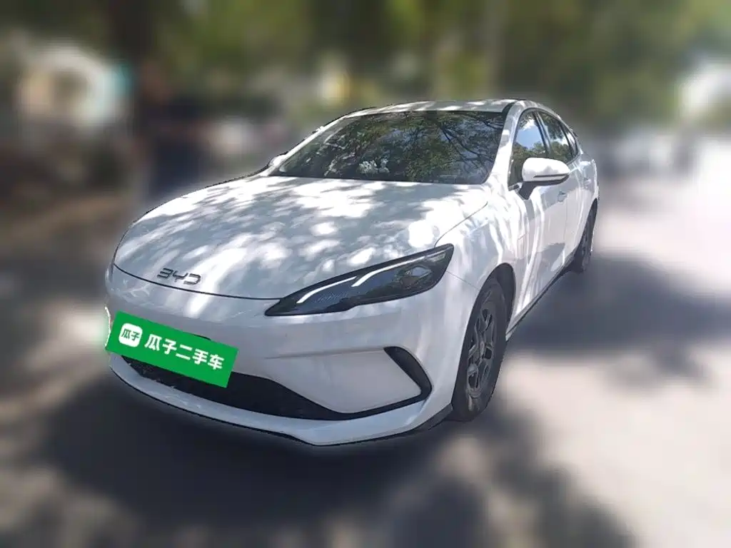 BYD Seal 05 DM-i 2025
