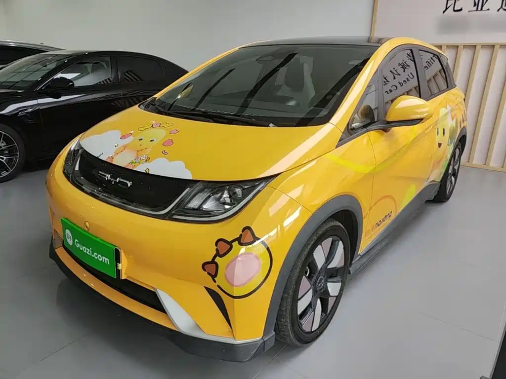 BYD Dolphin 2023