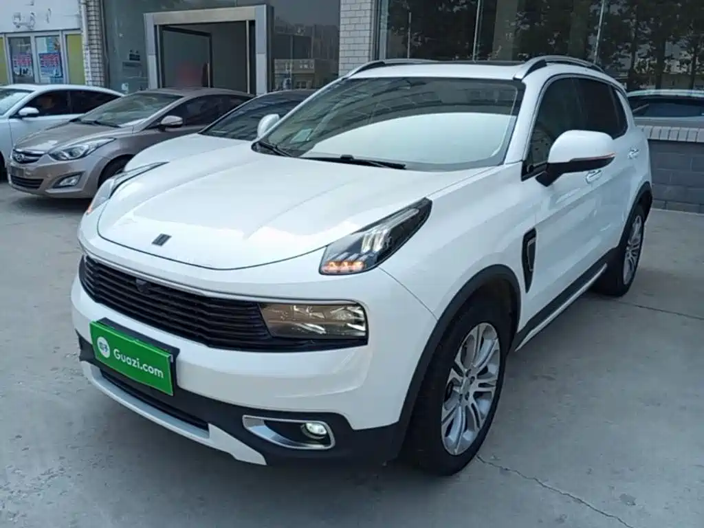 Lynk & Co 01 2019