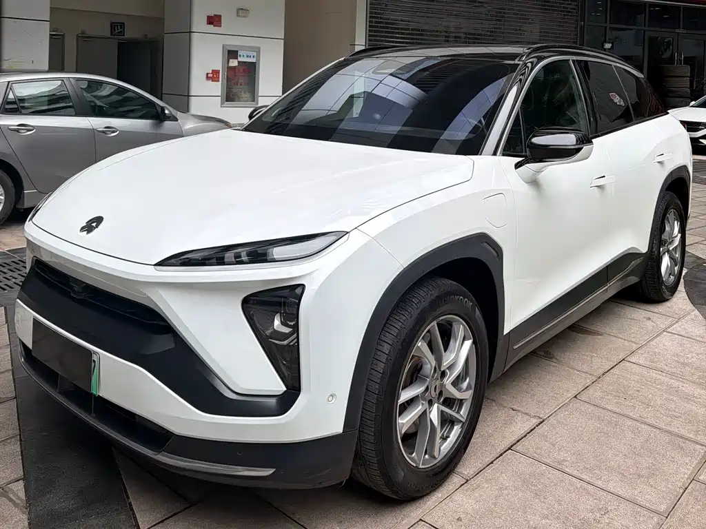 NIO ES6 2021