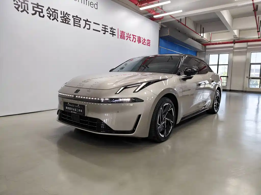 Lynk & Co 07 EM-P 2024