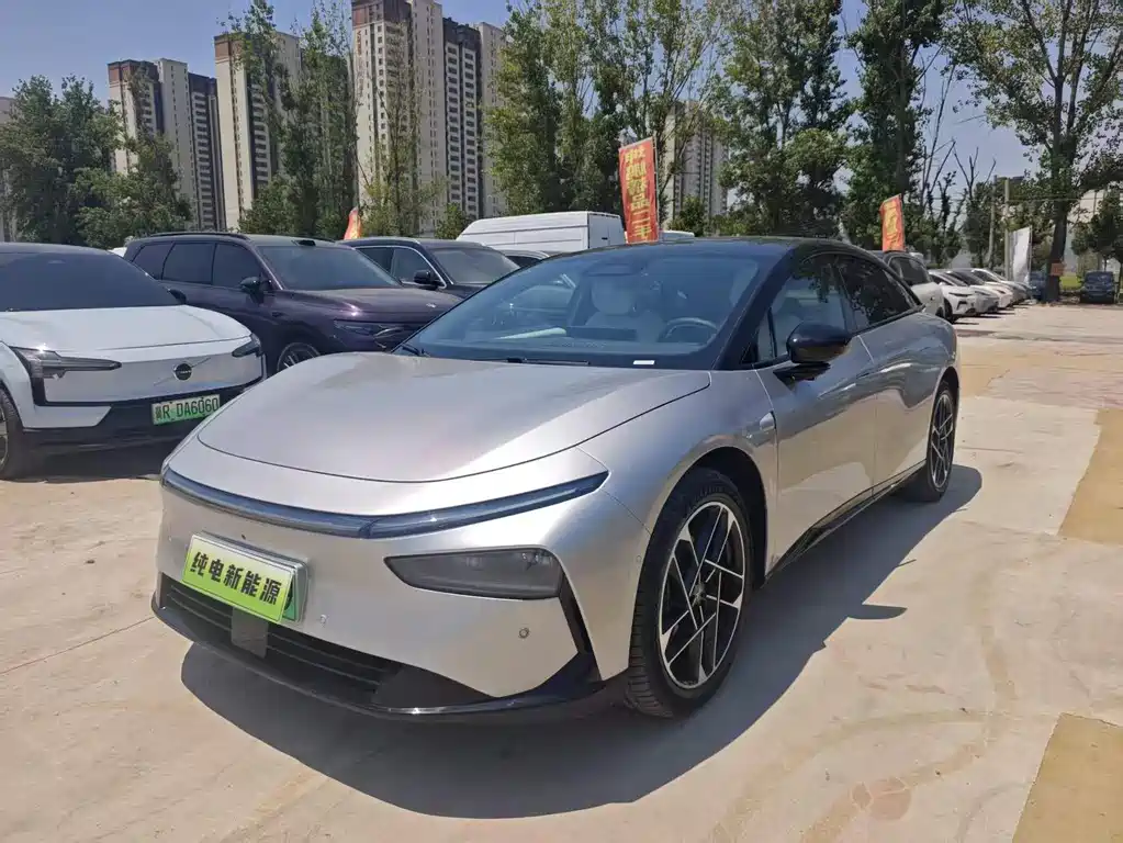 XPENG P7+ 2025