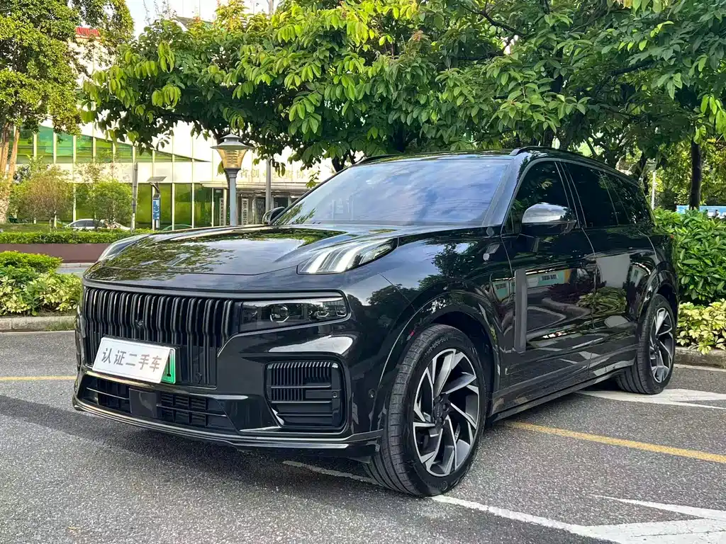 Lynk & Co 09 EM-P 2022