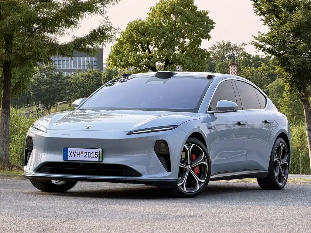 NIO ET5 2025