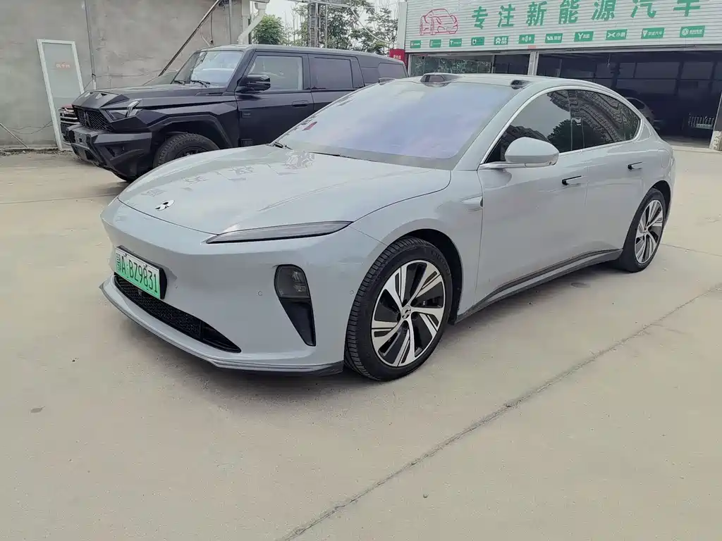 NIO ET5 2023