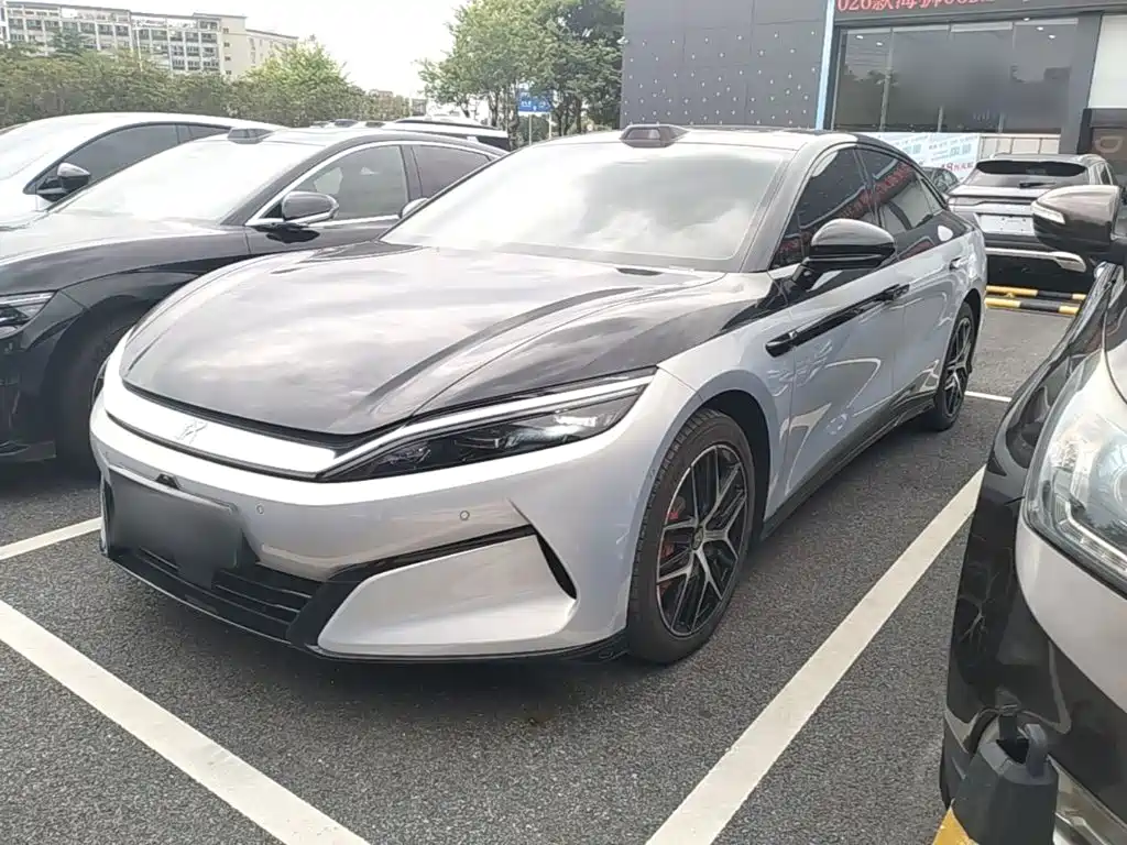 BYD 汉L 2025