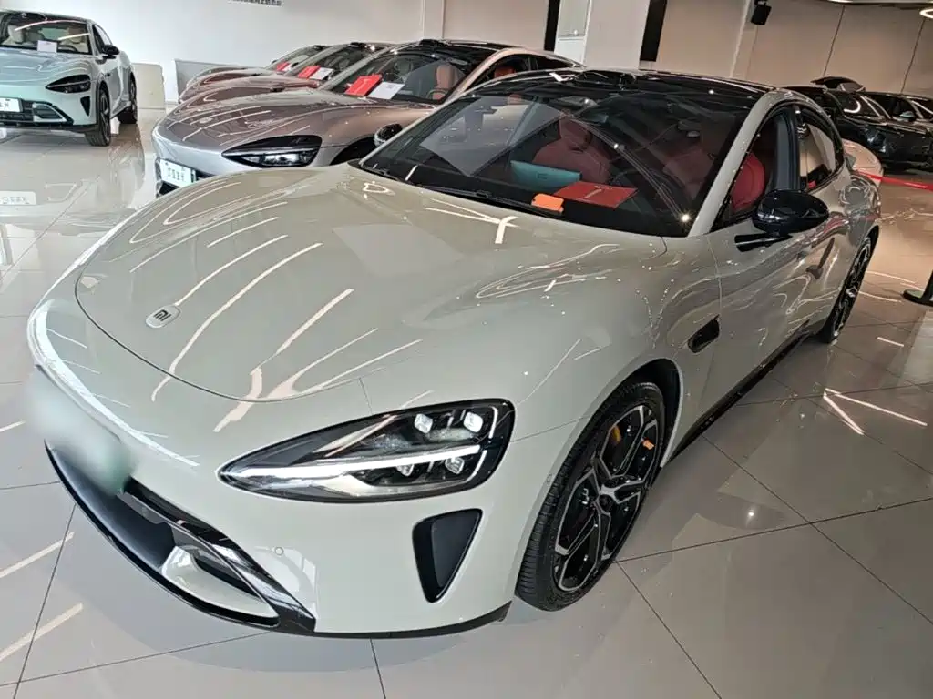 Xiaomi SU7 2025