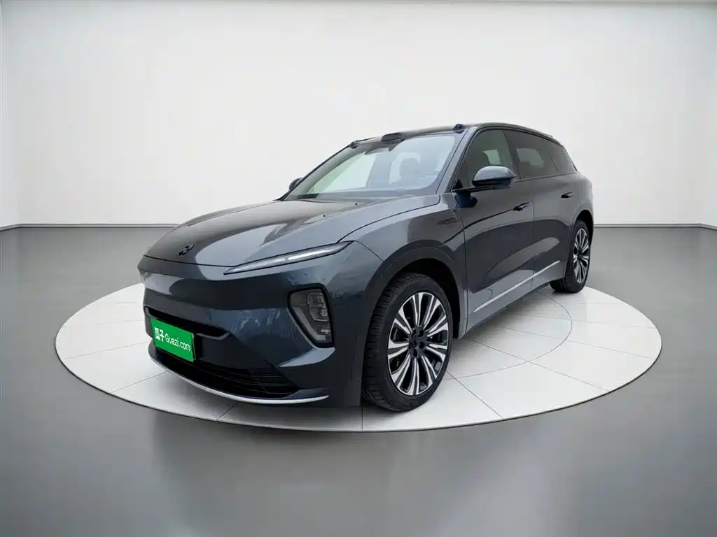 NIO ES8 2024