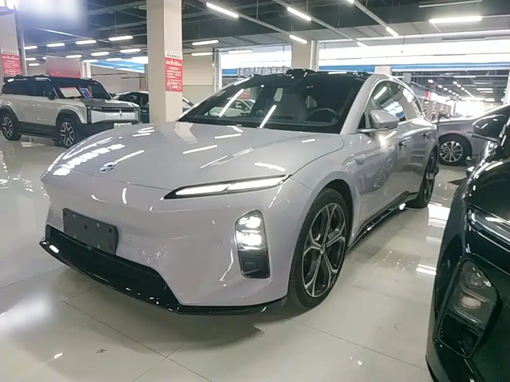 NIO ET5T 2025