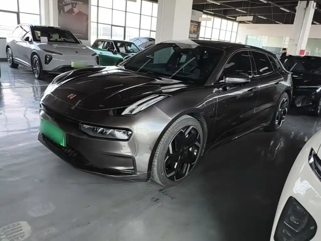 Zeekr 001 2022