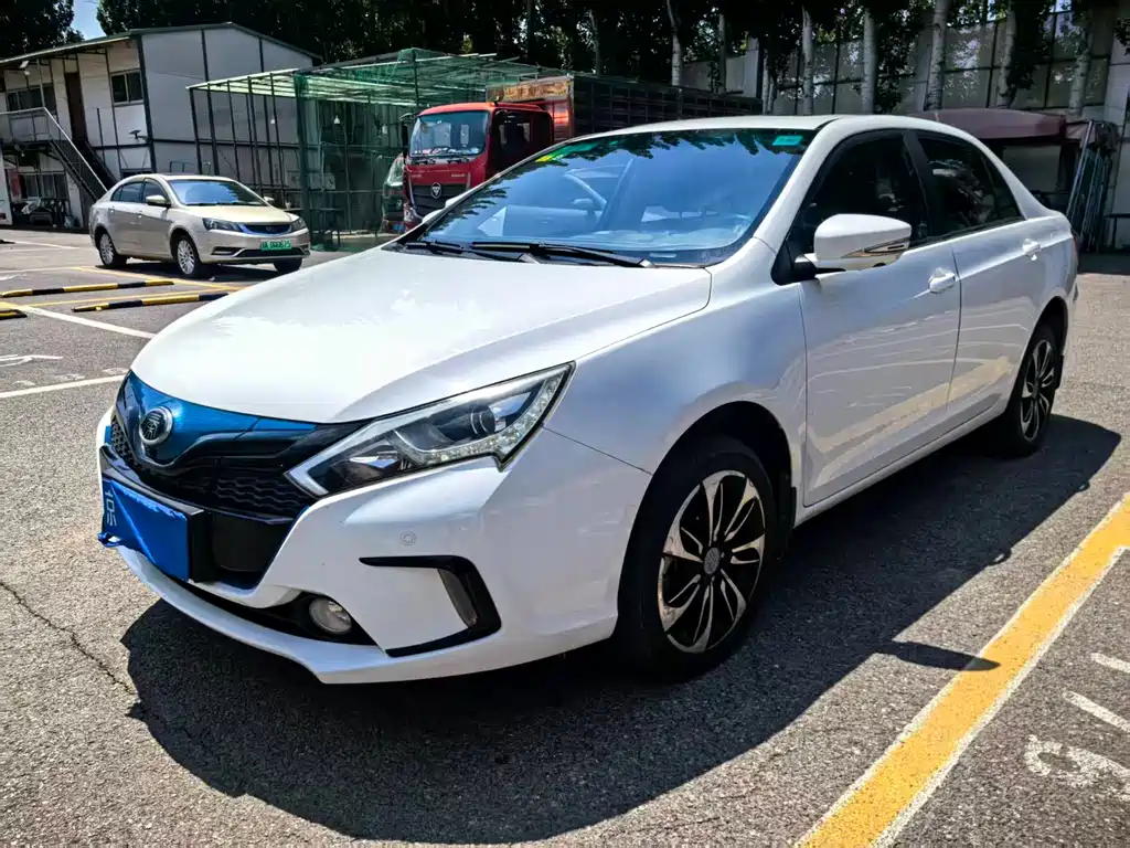 BYD Qin NEV 2016