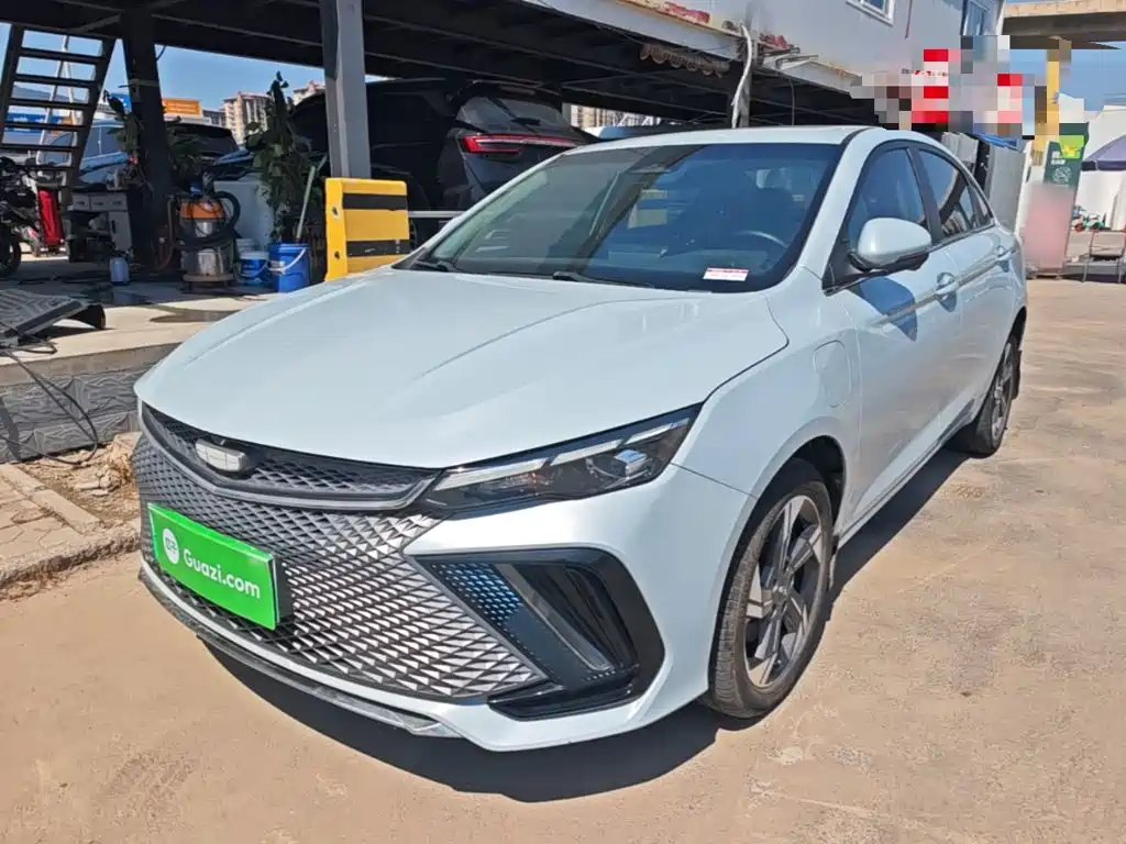 Geely L HiP 2023